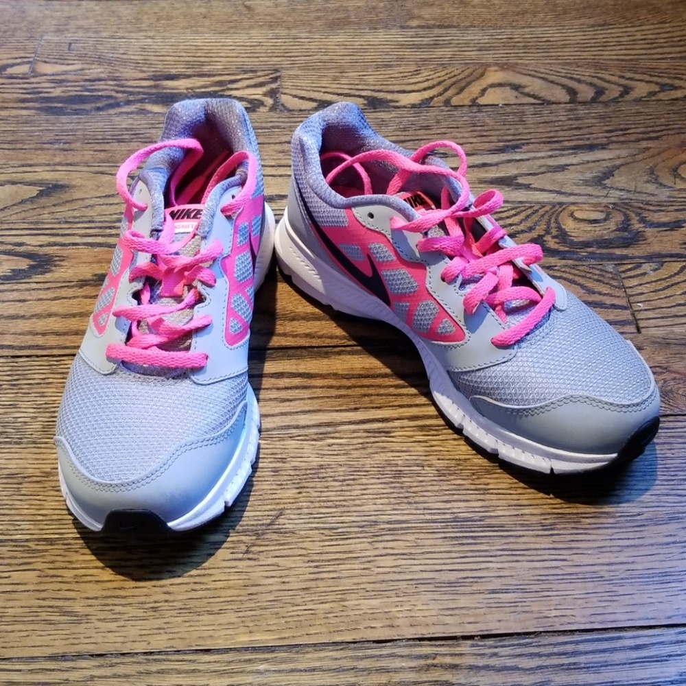 BNWOT Nike Shoes